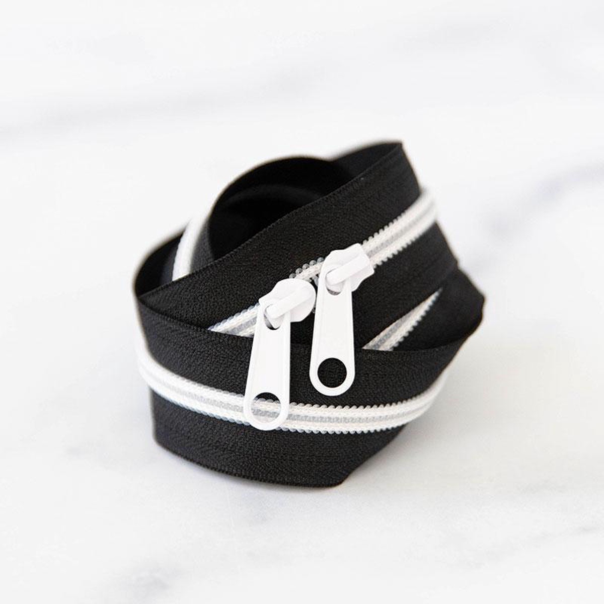30" Zipper Black and White Stitch Supply Co SSC-Z31 1